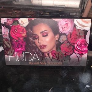HUDA Rose Gold